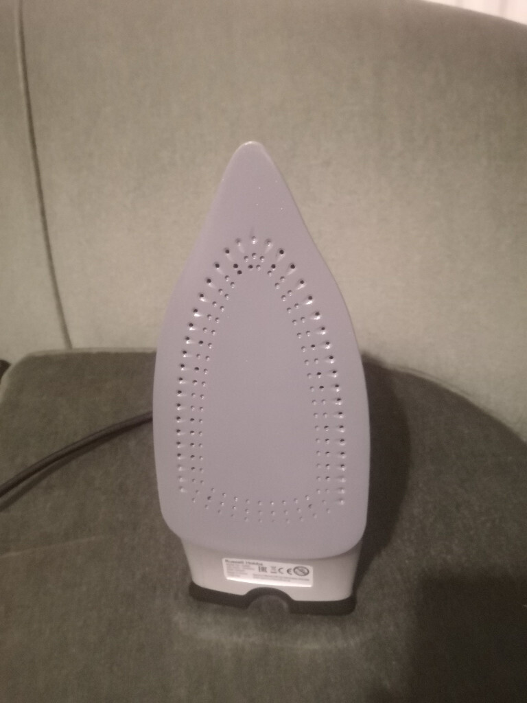 russell hobbs colour control pro iron